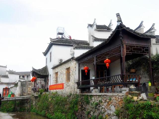 “我在新前过大年”